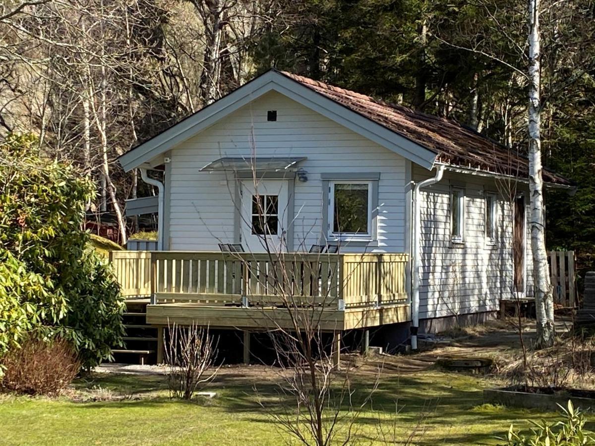 I Naturskoent Omrade Pa Vaestra Tjoern Ferienhaus Saby